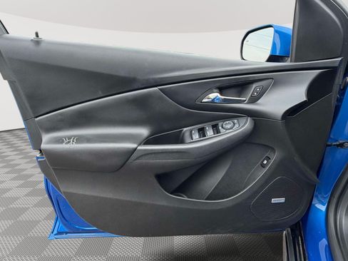 Used 2016 Chevrolet Volt Premier w/ Driver Confidence Package FWD image 18