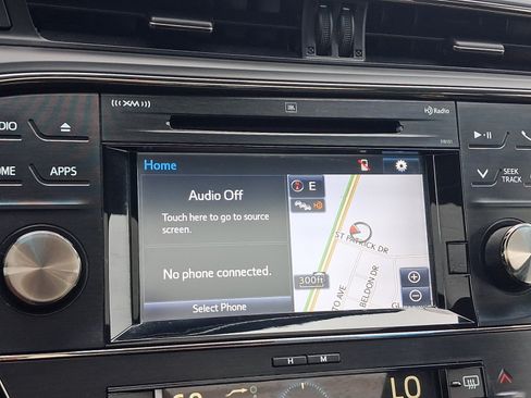 Used 2018 Toyota Avalon Limited w/ All Weather Liner Package FWD image 16