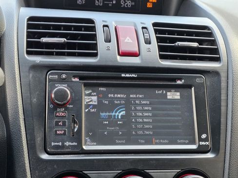 Used 2013 Subaru Crosstrek 2.0i Limited image 15