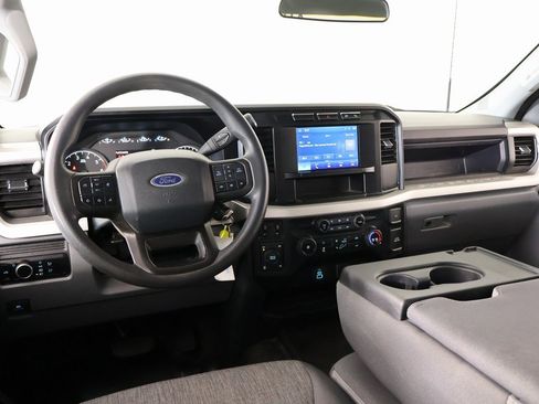 Used 2023 Ford F350 XL w/ FX4 Off-Road Package image 2