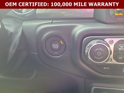 Used 2023 Jeep Wrangler Unlimited Sahara w/ Cold Weather Group AWD/4WD image 31