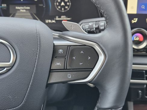 Used 2025 Lexus RX 350 w/ Accessory Package (K3) AWD/4WD image 24