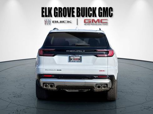 New 2026 GMC Acadia Denali w/ Super Cruise Package image 5
