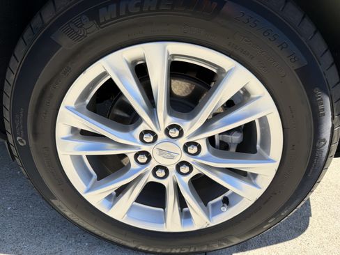 Used 2023 Cadillac XT5 Luxury image 32