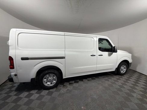 Used 2020 Nissan NV 2500 SV w/ Back Door Glass Package RWD image 6
