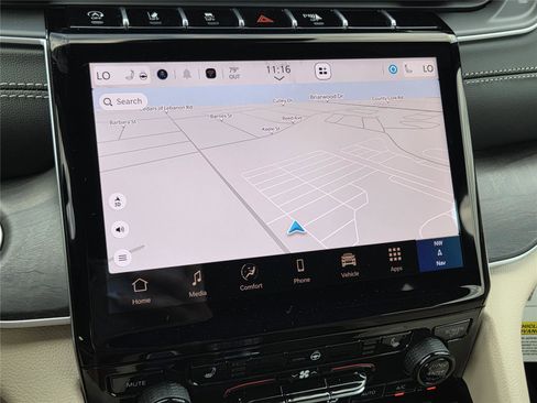 New 2025 Jeep Grand Cherokee Limited w/ Trailer Tow Package image 43