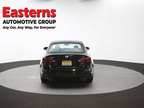 Used 2024 Nissan Altima 2.5 SV w/ SV Premium Package FWD image 38