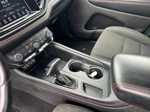 Used 2023 Dodge Durango GT RWD image 29