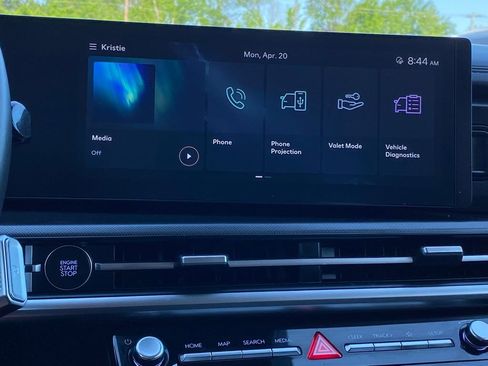 Used 2024 Hyundai Santa Fe SE image 14