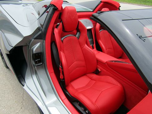 Used 2024 Chevrolet Corvette Z06 w/ Stealth Interior Trim Package RWD image 12