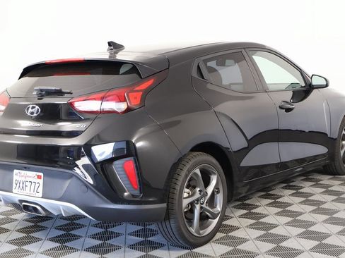 Used 2020 Hyundai Veloster 2.0 FWD image 4
