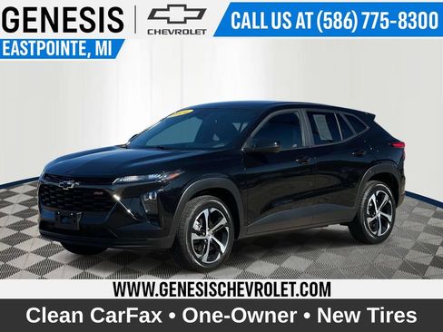 Used 2024 Chevrolet Trax RS w/ Driver Confidence Package FWD image 1