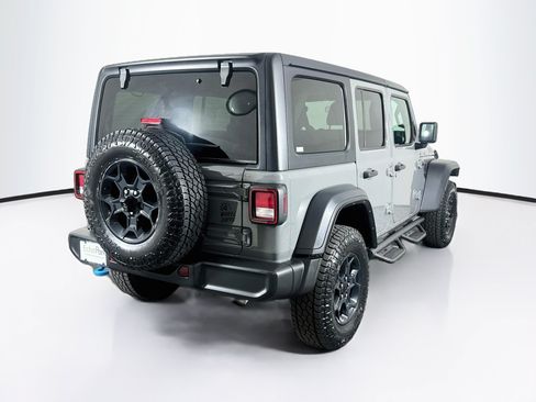 Used 2023 Jeep Wrangler Unlimited w/ Convenience Group AWD/4WD image 9