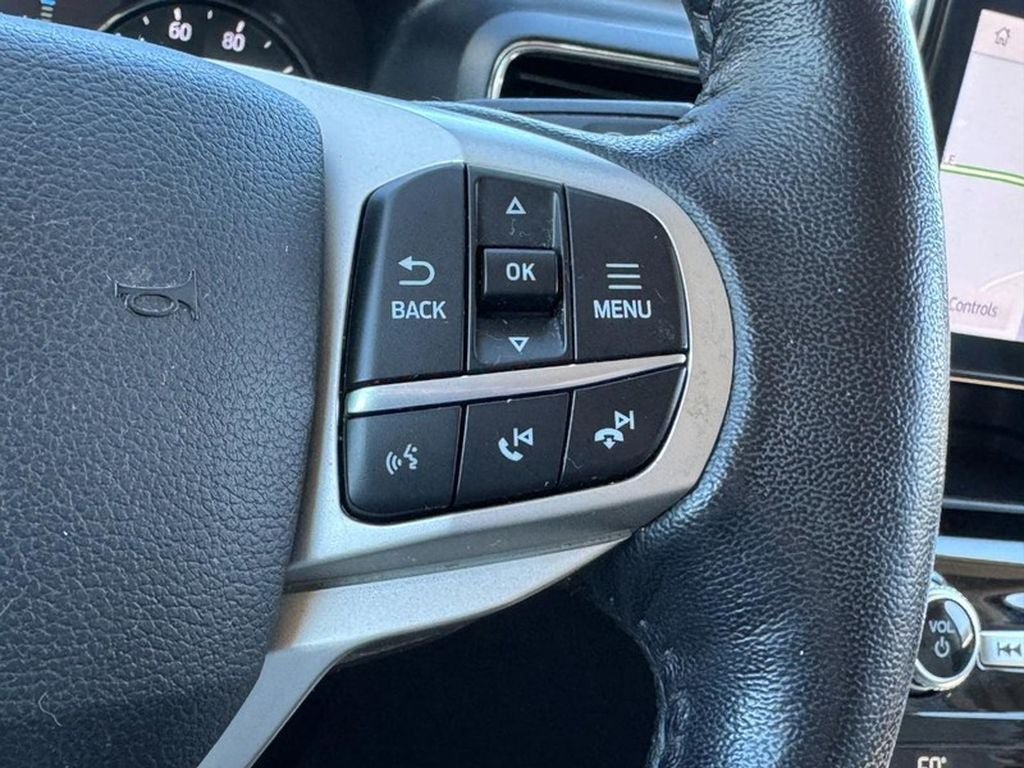 Used 2021 Ford Explorer Limited AWD/4WD image 18
