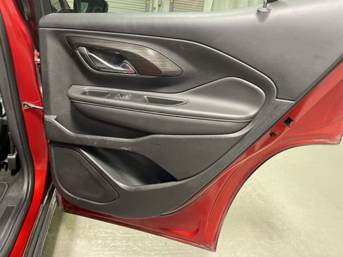 Used 2022 GMC Terrain SLT FWD image 13