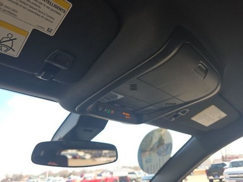 Used 2023 Chevrolet Equinox RS w/ RS Leather Package image 30