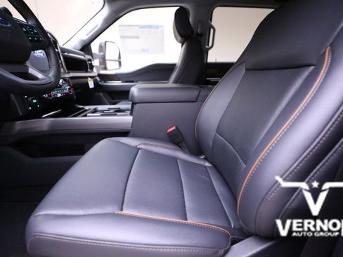 New 2026 Ford F250 Lariat w/ Lariat Premium Package image 10