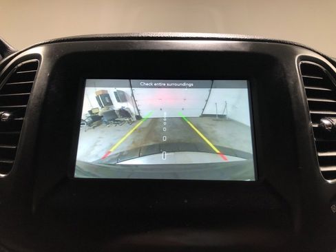 Used 2021 Jeep Compass Latitude image 31