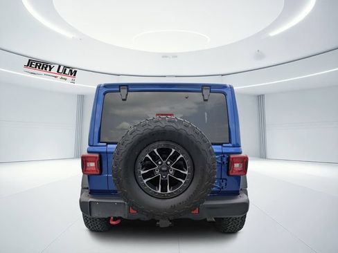 Used 2019 Jeep Wrangler Unlimited Rubicon AWD/4WD image 4