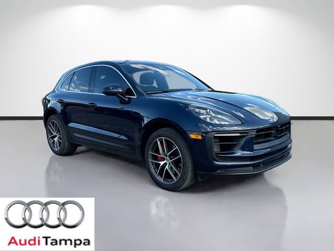 Used 2022 Porsche Macan S AWD/4WD image 1