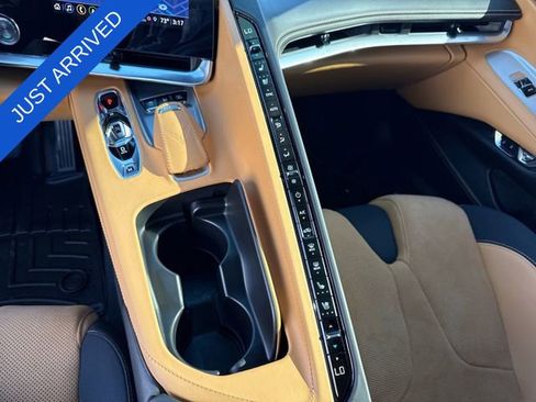 Used 2023 Chevrolet Corvette Stingray Premium Conv w/ Z51 Performance Package RWD image 19