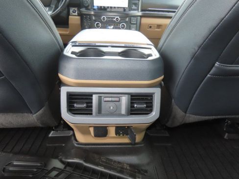Used 2023 Ford F350 Lariat w/ Lariat Ultimate Package AWD/4WD image 20