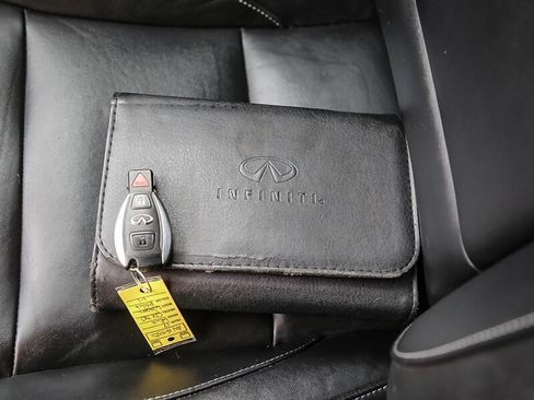 Used 2017 INFINITI QX30 image 38