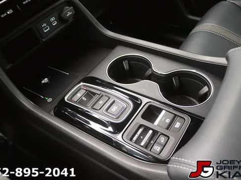 Used 2025 Honda Pilot EX-L image 22