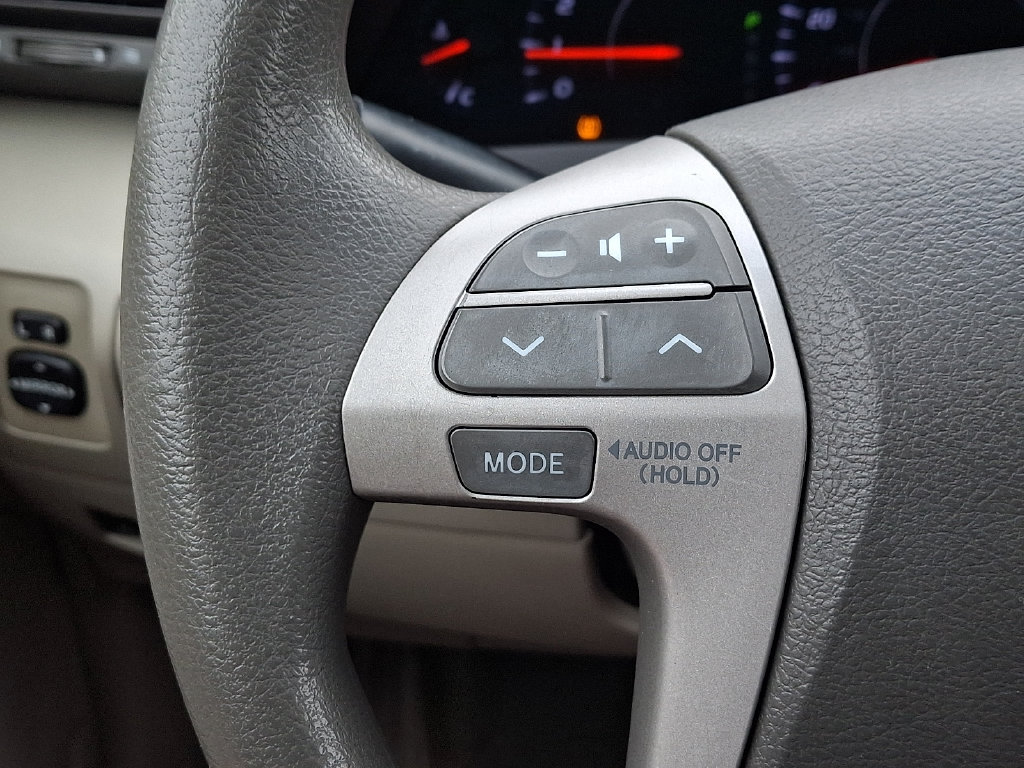 Used 2011 Toyota Camry LE w/ LE Extra-Value Pkg FWD image 20