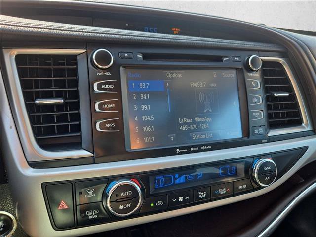 Used 2016 Toyota Highlander XLE FWD image 11