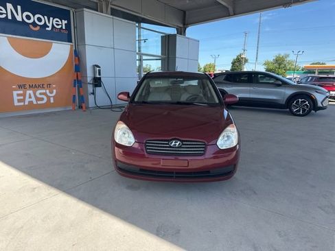 Used 2009 Hyundai Accent GLS w/ Premium Pkg 6 FWD image 2