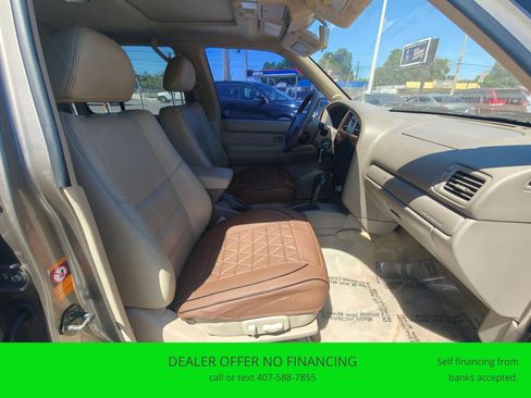 Used 2001 Nissan Pathfinder LE RWD image 16
