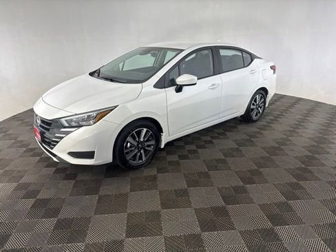 Certified 2025 Nissan Versa SV w/ Trunk Package FWD image 3
