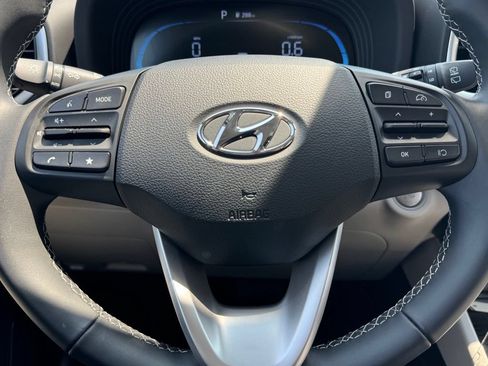 Used 2026 Hyundai Venue SEL FWD image 42