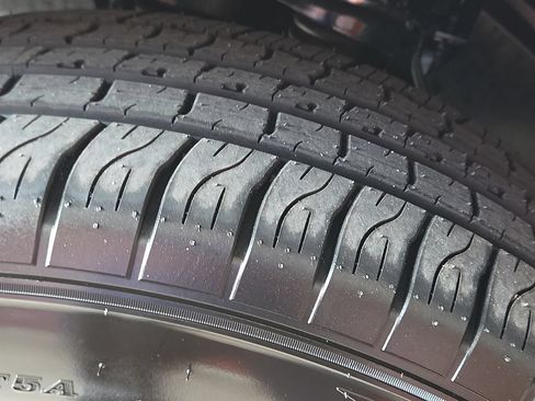 New 2026 Toyota 4Runner Platinum AWD/4WD image 13