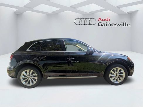 Used 2023 Audi Q5 2.0T Premium Plus w/ Premium Plus Package AWD/4WD image 2