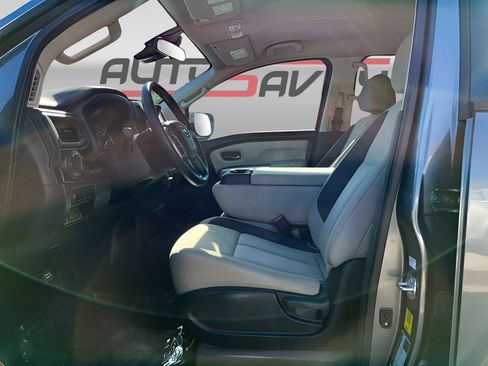 Used 2023 Nissan Titan SV w/ Accessory Utility Package AWD/4WD image 19