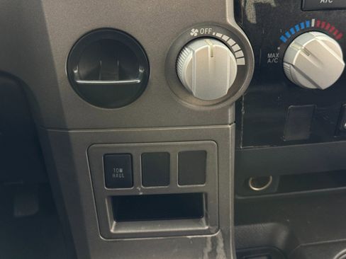 Used 2010 Toyota Tundra w/ SR5 Package image 24