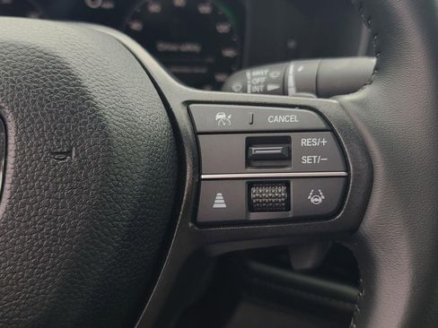 Used 2025 Honda Accord Sport image 34
