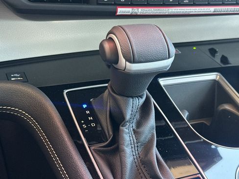 New 2026 Toyota Sienna Limited FWD image 24