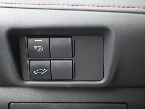 Used 2022 Toyota Highlander XSE image 8