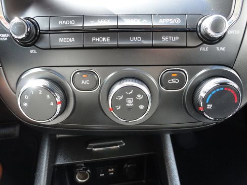Used 2018 Kia Forte LX w/ LX Popular Package FWD image 17