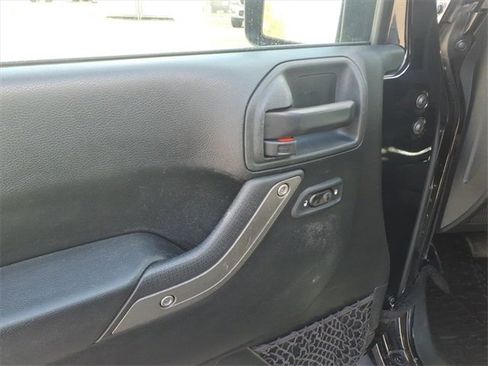 Used 2017 Jeep Wrangler Unlimited Sport w/ Quick Order Package 24S image 10