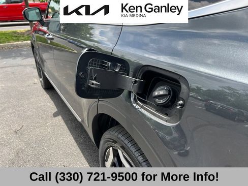 Certified 2024 Kia Telluride S w/ S Sunroof Package AWD/4WD image 51