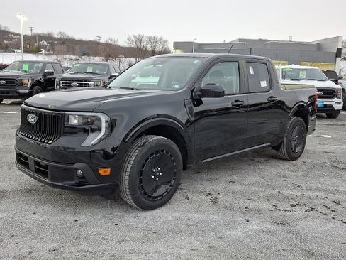 New 2026 Ford Maverick Lobo AWD/4WD image 2