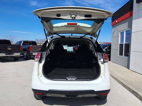 Used 2016 Nissan Rogue S FWD image 21