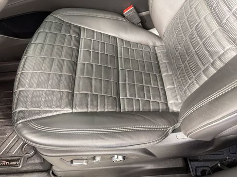 Used 2023 Cadillac Escalade Sport Platinum w/ Heavy-Duty Trailer Package image 14