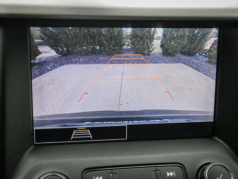 Used 2020 GMC Acadia SLE image 24