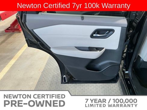 Used 2023 Nissan Rogue SL w/ SL Premium Package FWD image 39