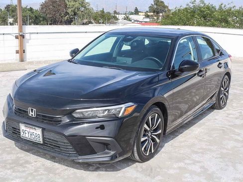 Certified 2023 Honda Civic EX image 3
